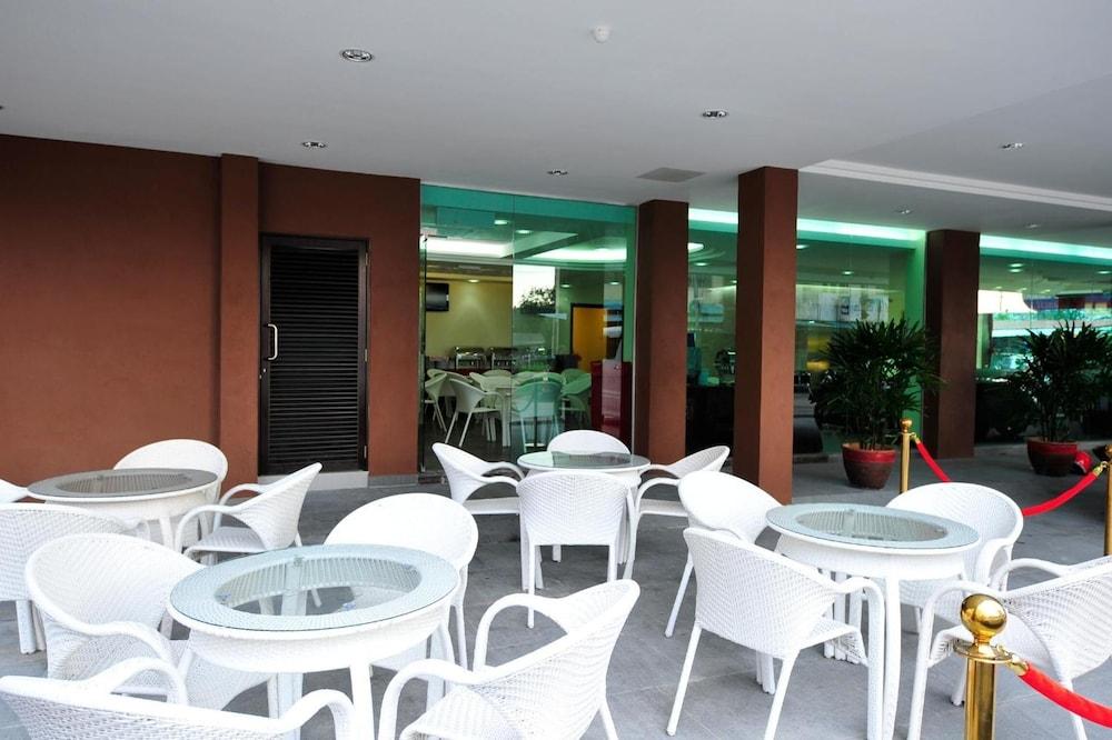 豪门大酒店 Malacca 外观 照片